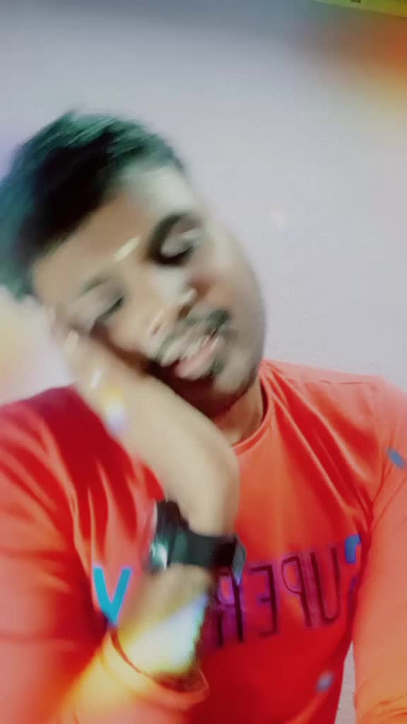 @💜¥ø₲Ɨ́ €Ɍ₳̃Ƶ¥ Ƀø¥
