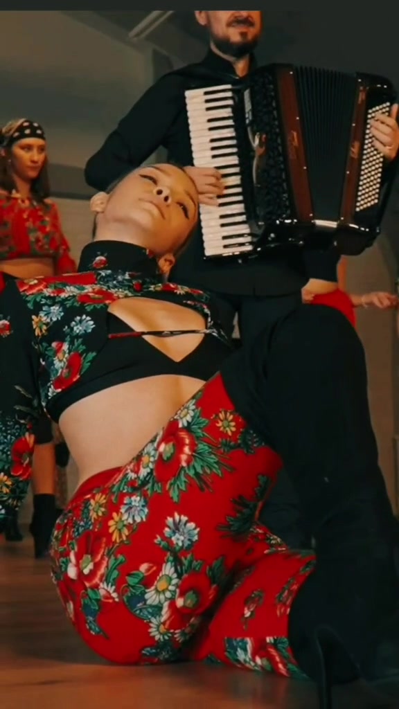 @viviennemeda