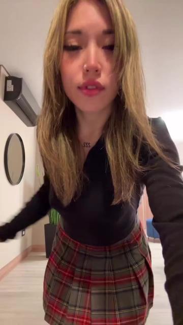 @Mewslut 💦💗
