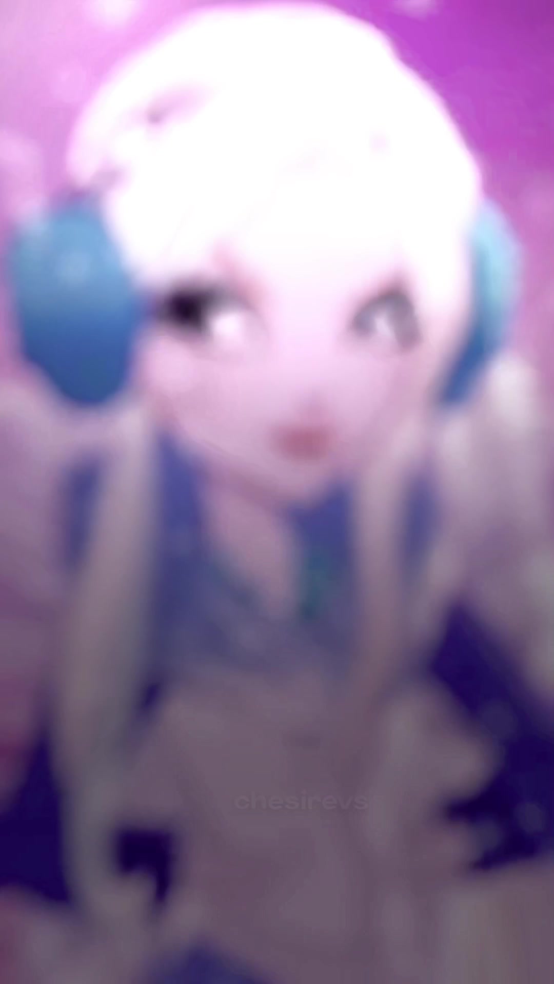 @julia