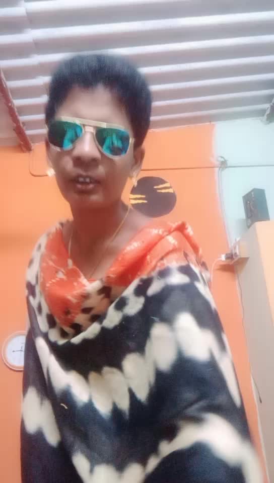 @eswarikumar
