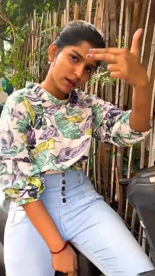 @👸 kavya hegade 👸