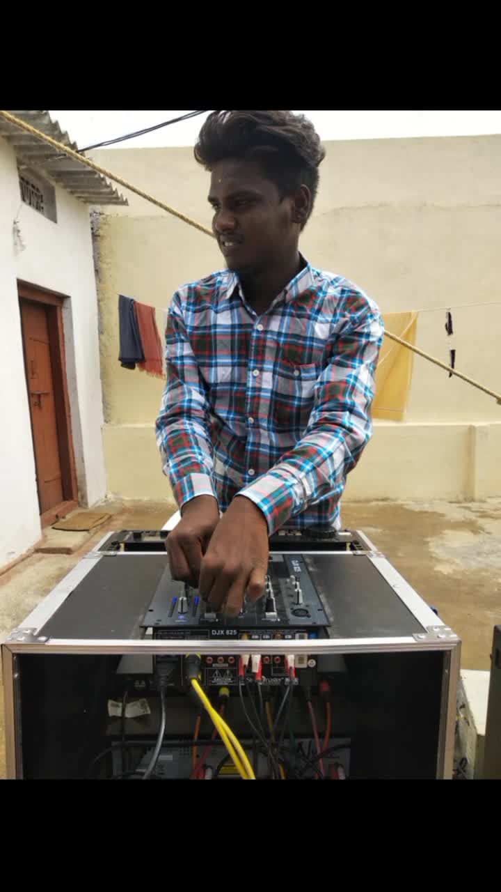 @DJ Ajay smiley