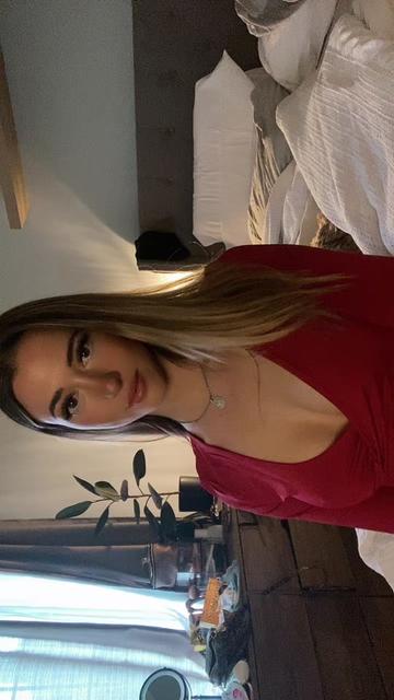 @Arielle Foxx