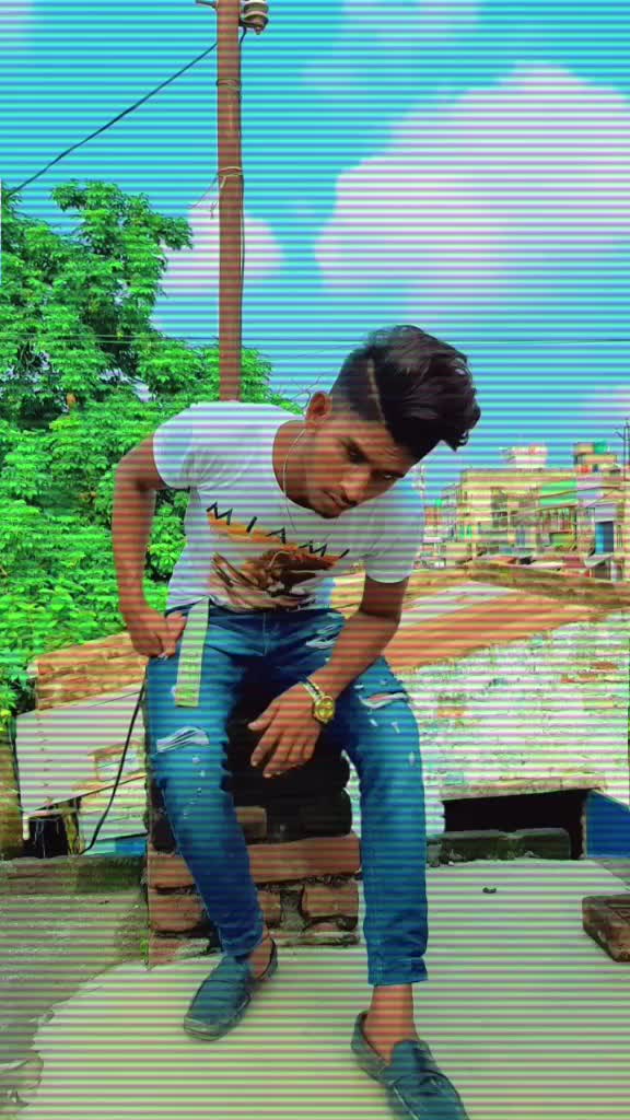 @I am on man army 😡