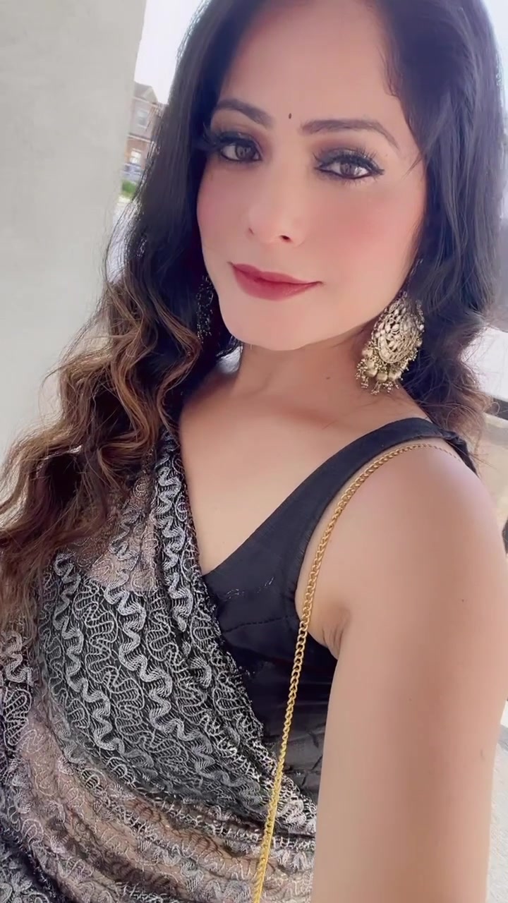 @Nisha Shandil