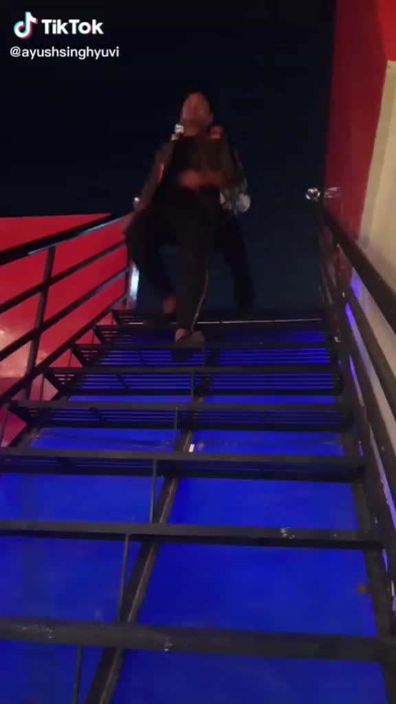 @Ayushsinghyuvi