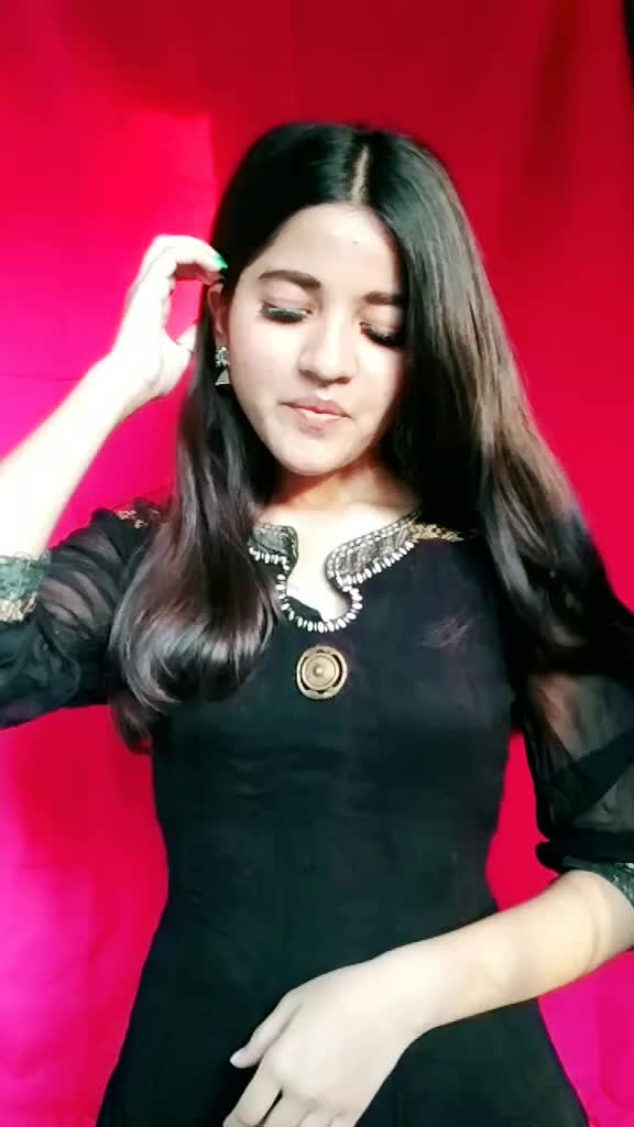 @SHRUTIKA ADIL 🥀