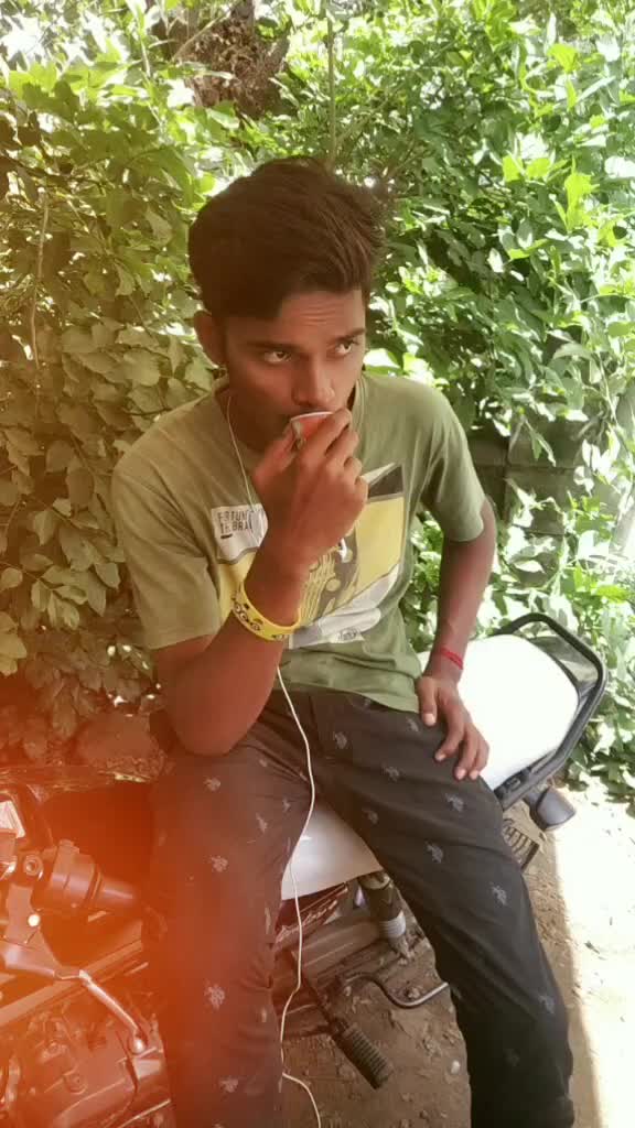 @YOGESH 😼