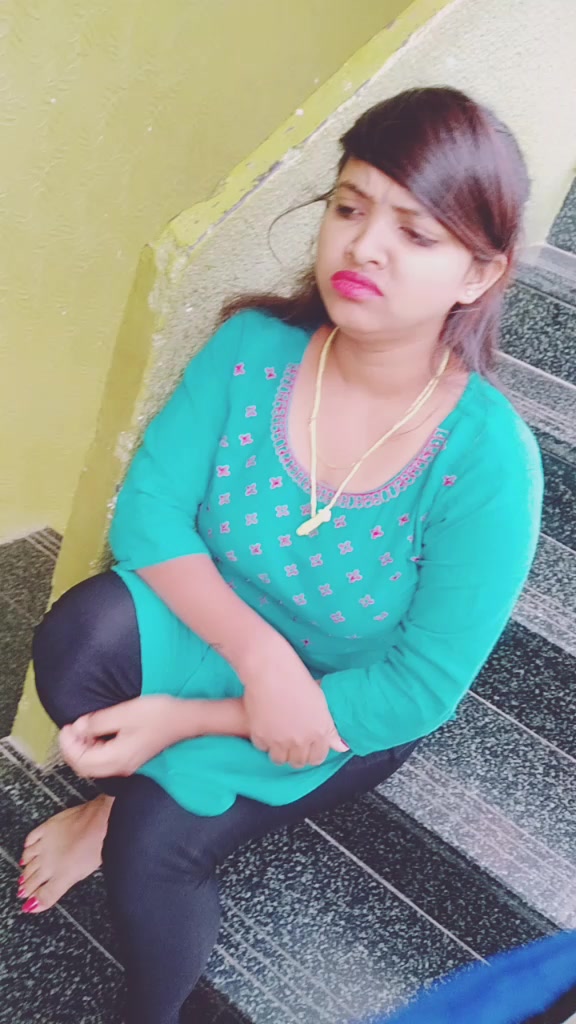 @Niveditha chinnu