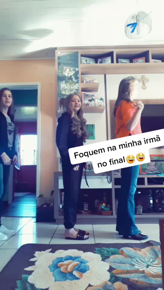 @WANESSA SCHAFASCHEK