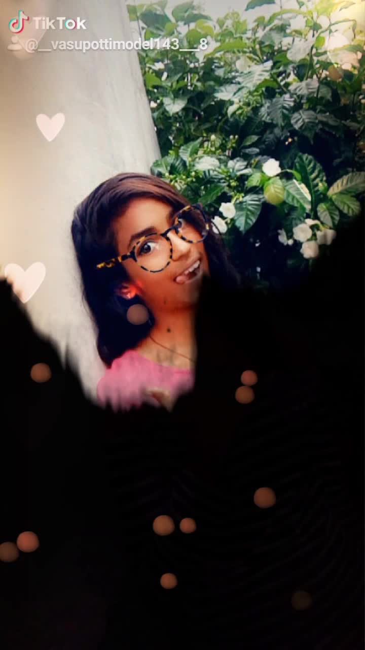 @🐟 mudhiraj 👸 Queen