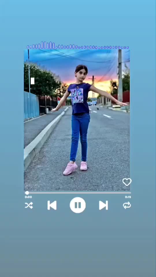 @👑Raluca👑