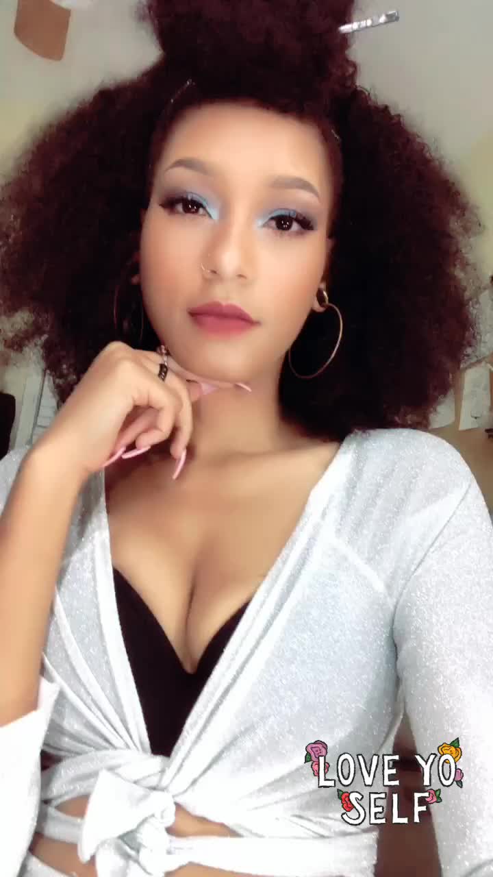 @🧞&zwj;♀️ Ari 🧜🏽&zwj;♀️