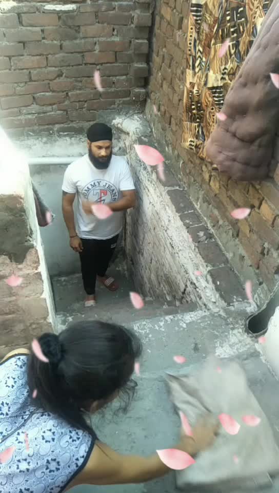 @sakshi2427
