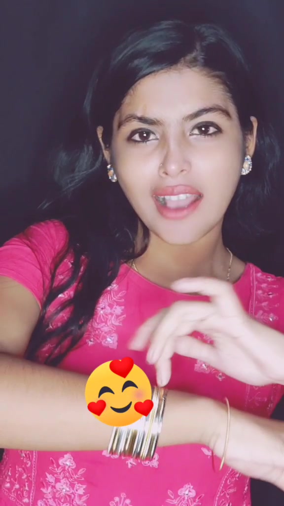 @queensonali🖤