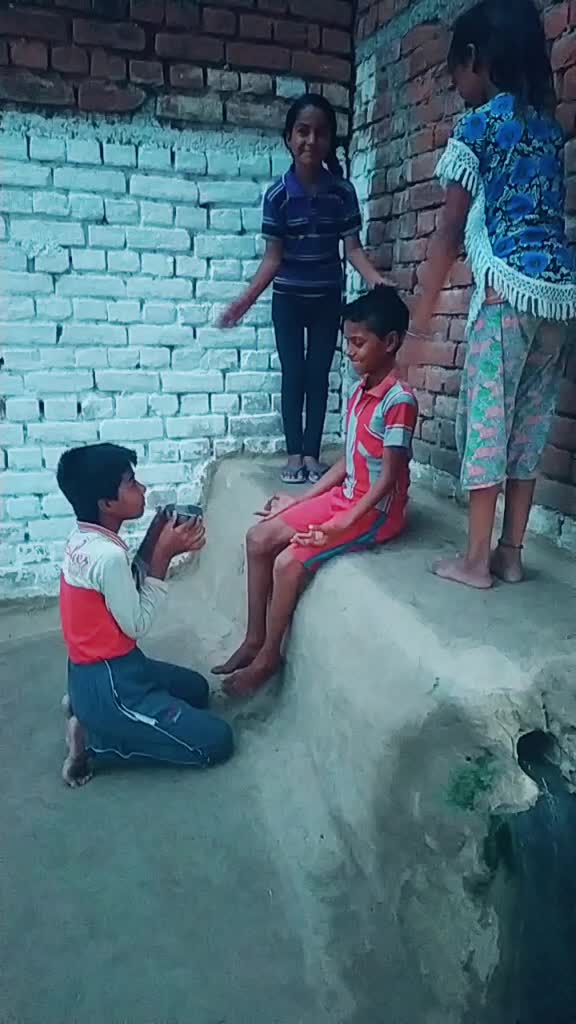 @roshnIverma