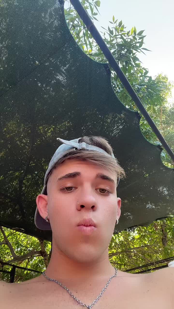 @Toto