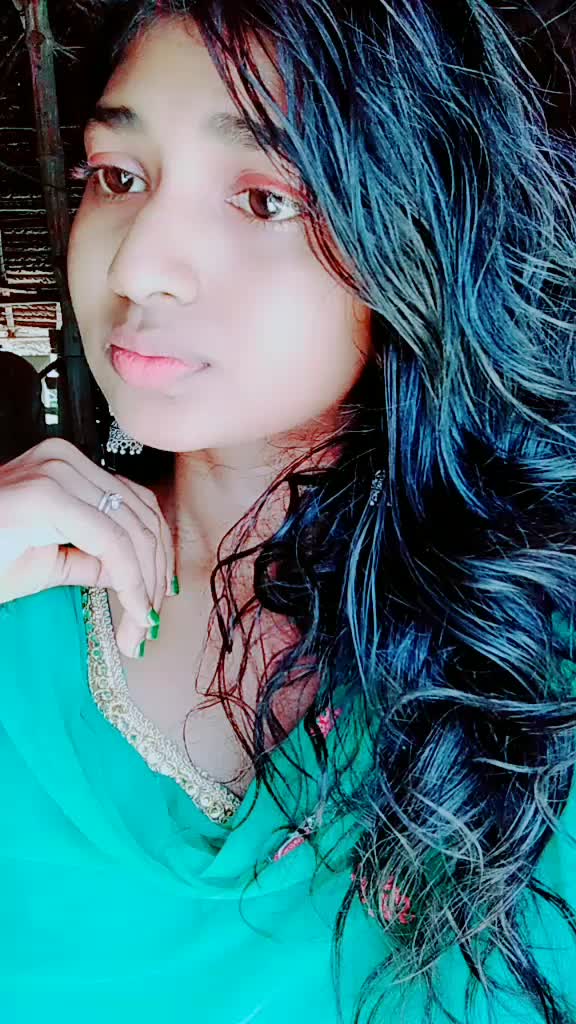 @Dhivyadharshini💓