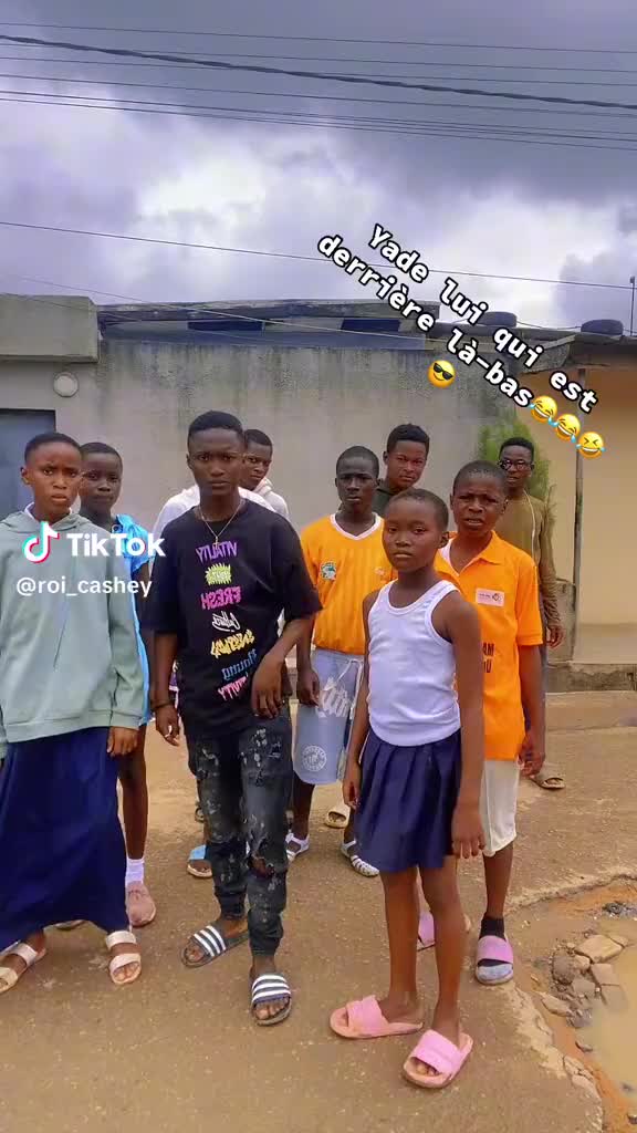 @awa elle même