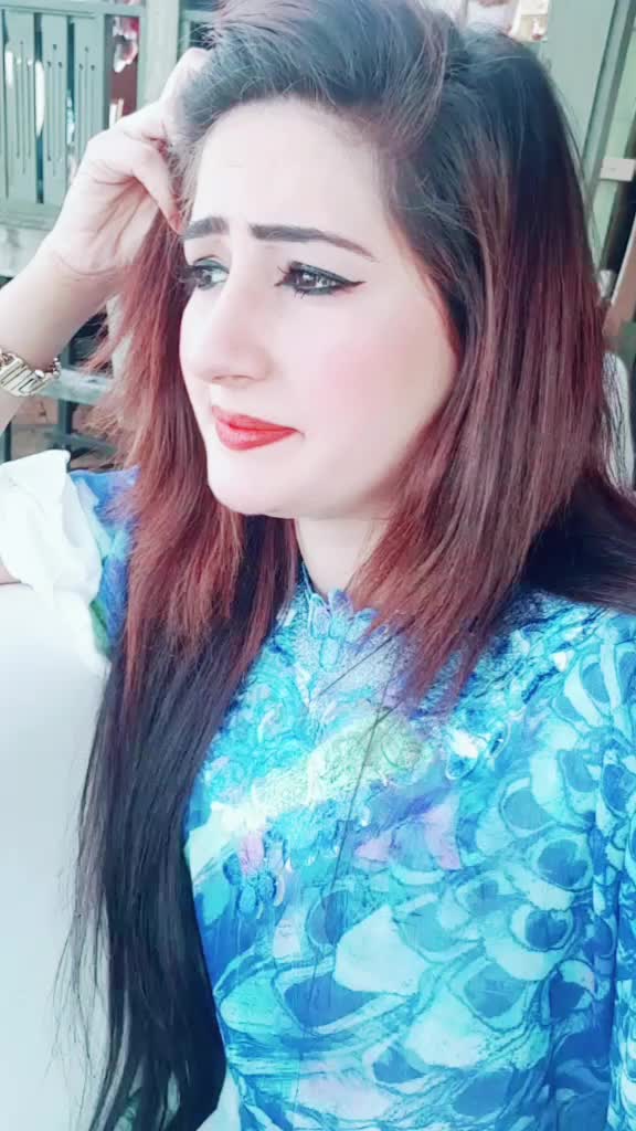 @Alina Bhatti
