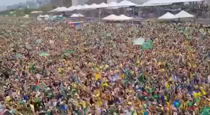 @Rafaela Bolsonarista Raíz