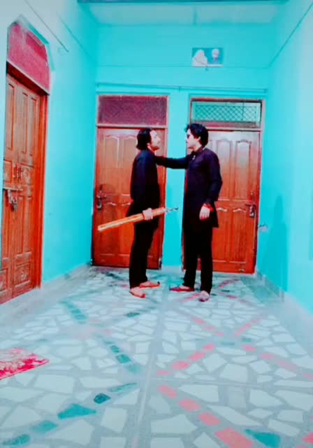 @HarsH RajpuT (HR72)