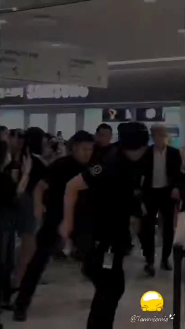 @Eonni EXO_Lᄒᄒ