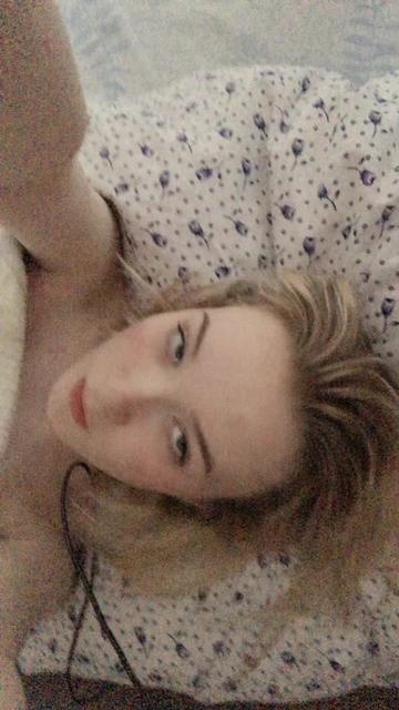 @akv9rr