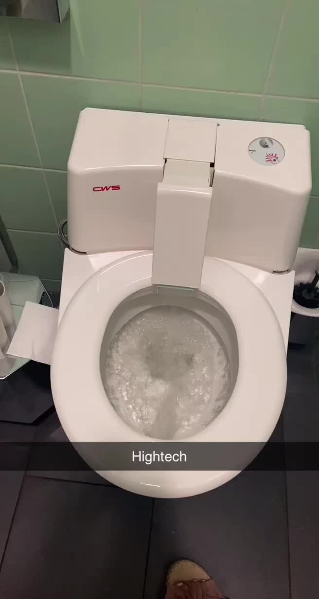 @Nikki