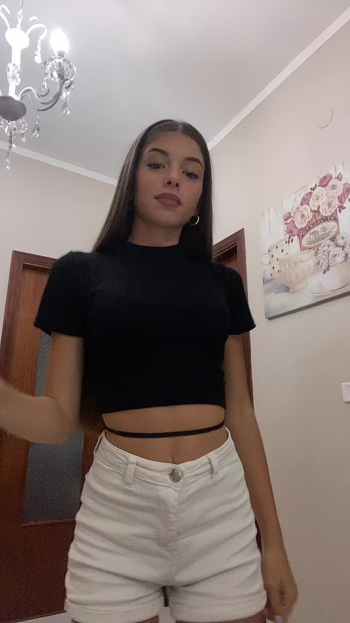 @👧🏻