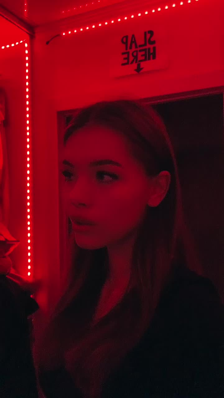 @VLATESSA ✪