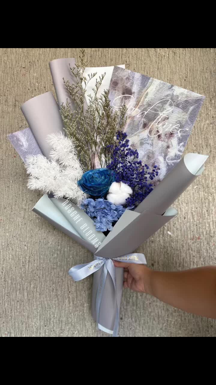 @ROSCHE BLOOMS