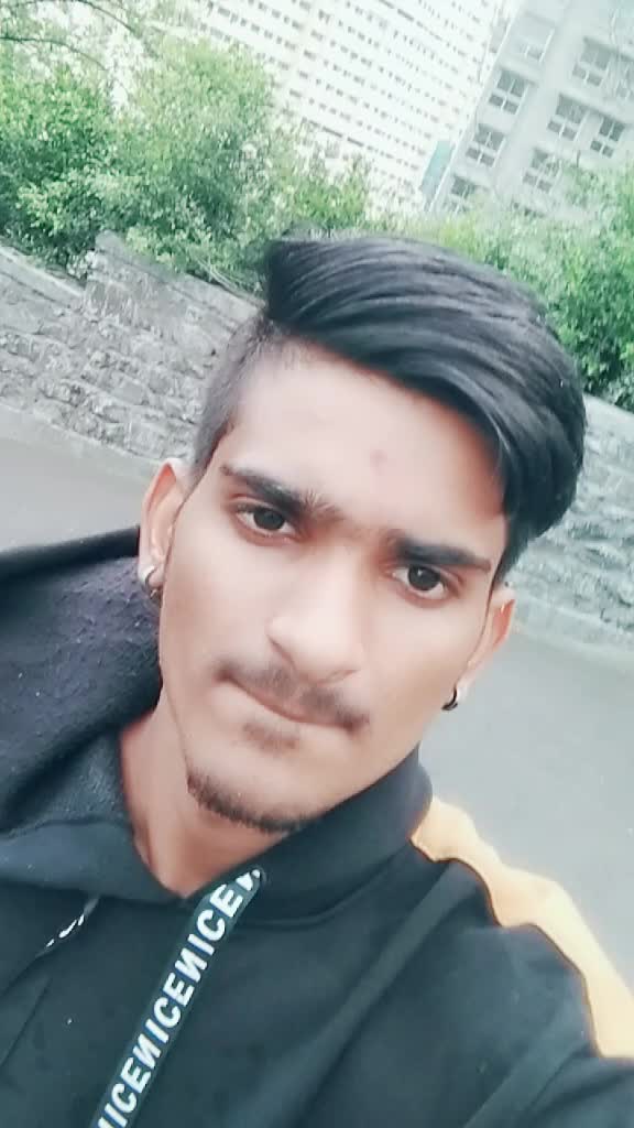 @⚔️कट्टर शिवभक्त🚩💪