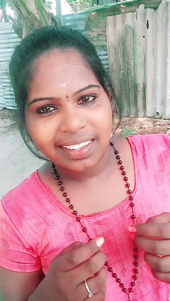 @Nameesh😘💋👣Thanee