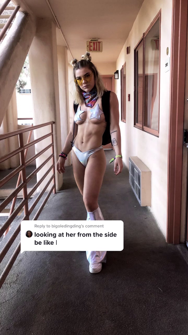 @Brookieb