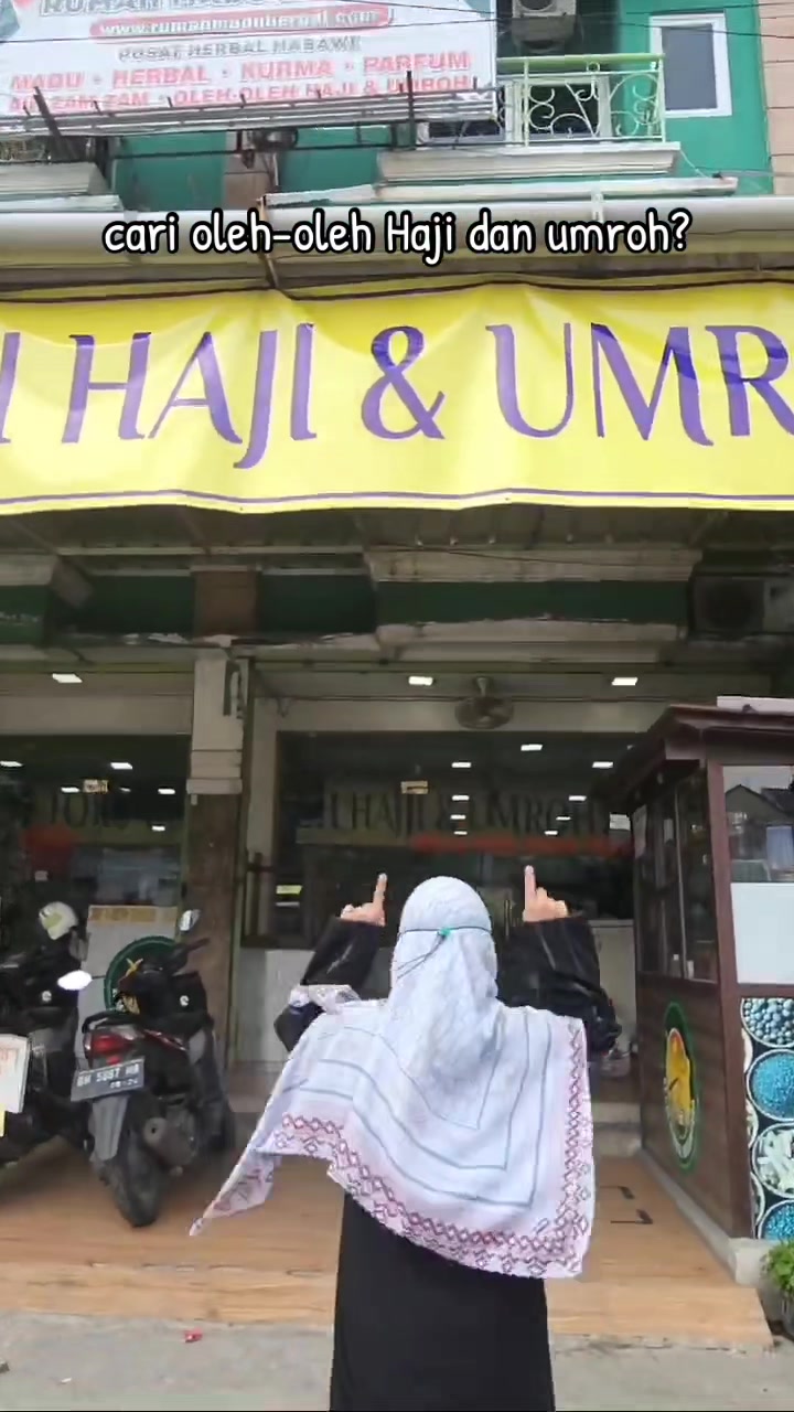 @Rumah Madu Herbal Cikarang