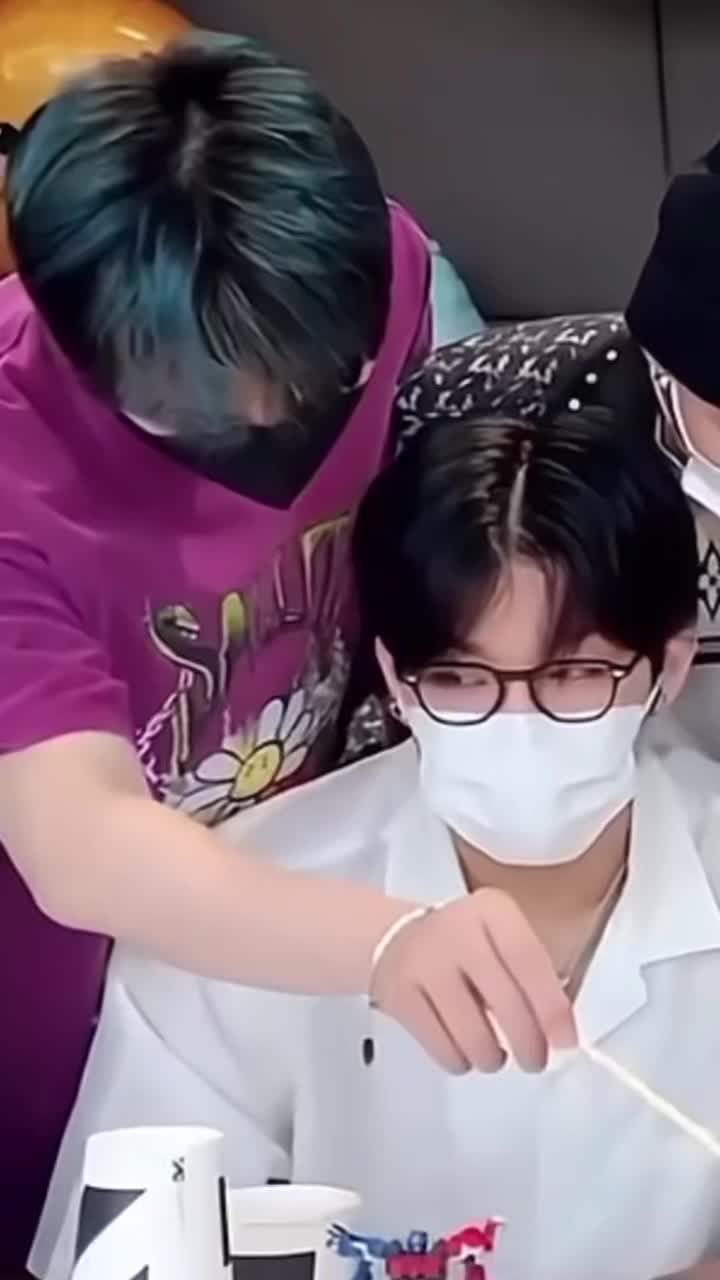 @แจ๊กแจว🦁 อู๋จ๋อง🐺