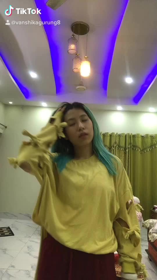 @VaNshika GurUng