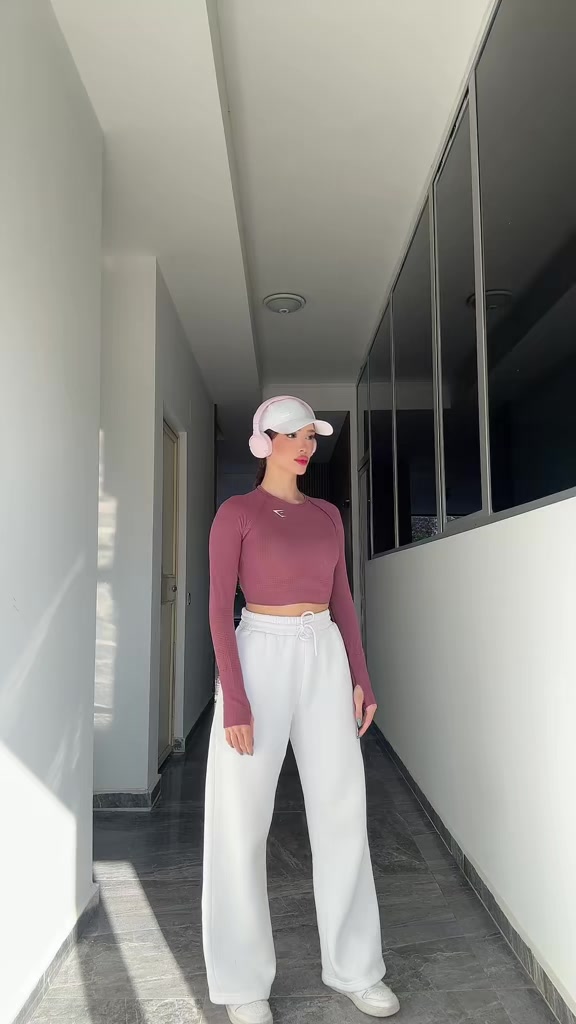 @emelrsho