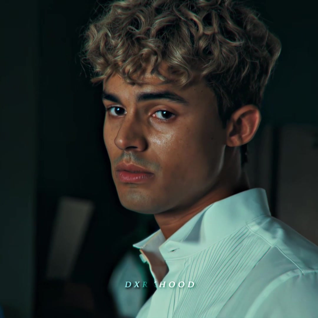 @𝘋𝘟𝘙𝘒𝘏𝘖𝘖𝘋