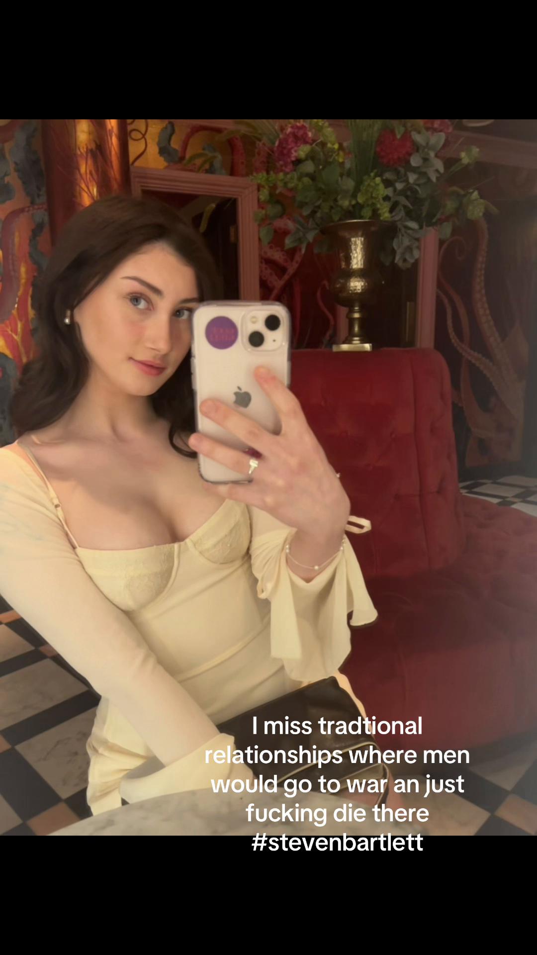 @Lilybethco