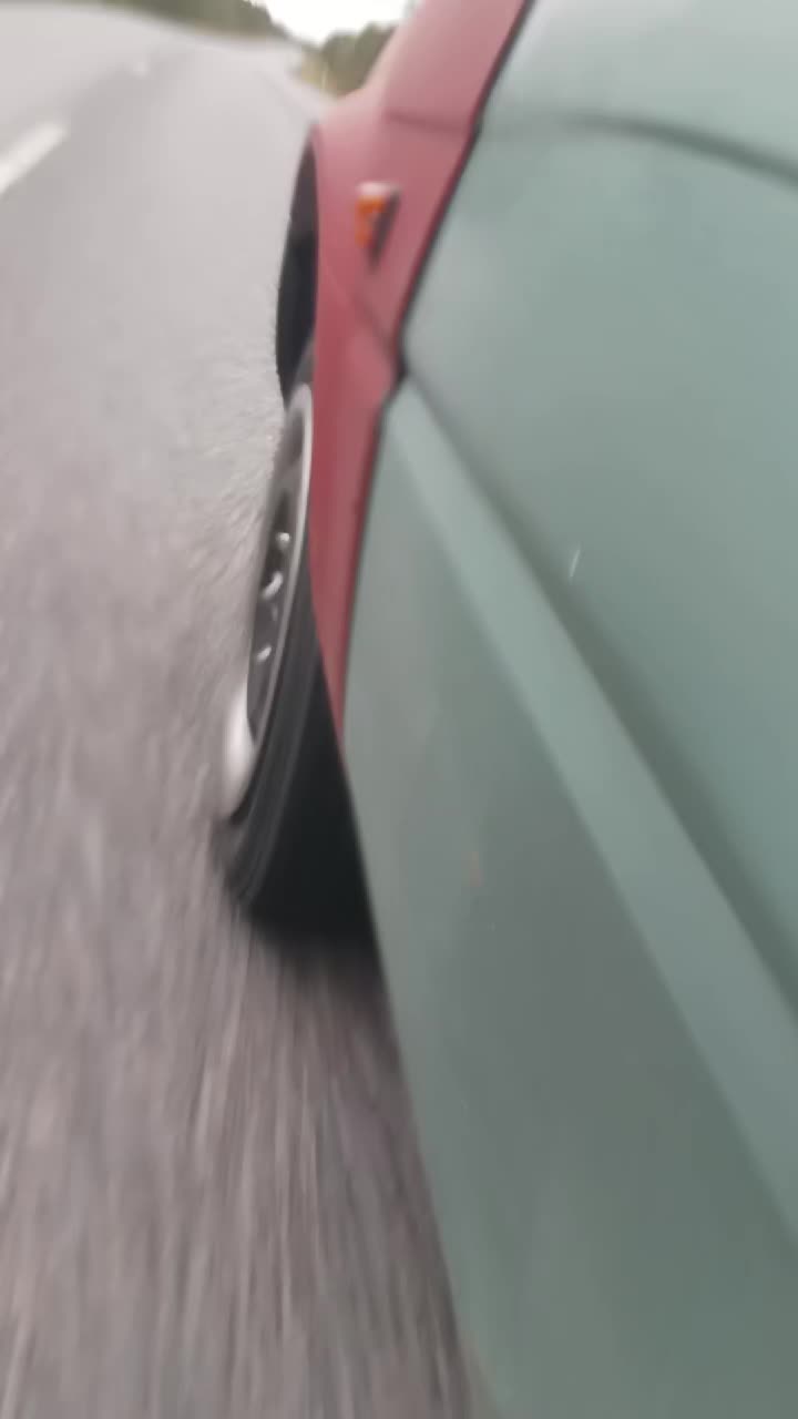 @MrLarryThorne