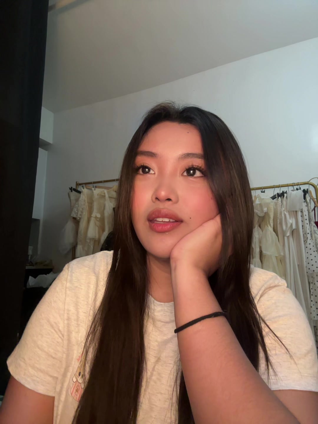 @Eqhlry