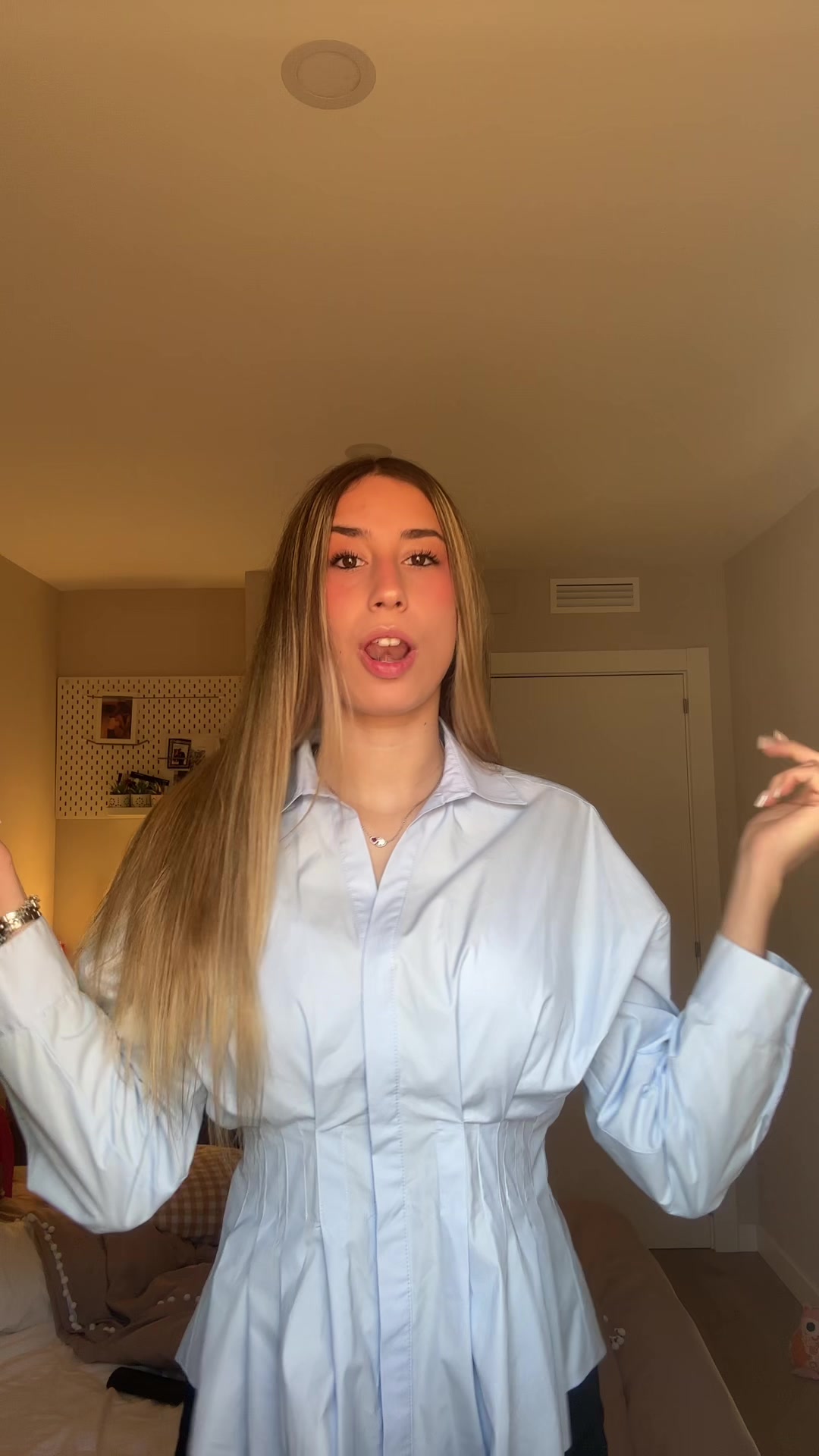 @daniela