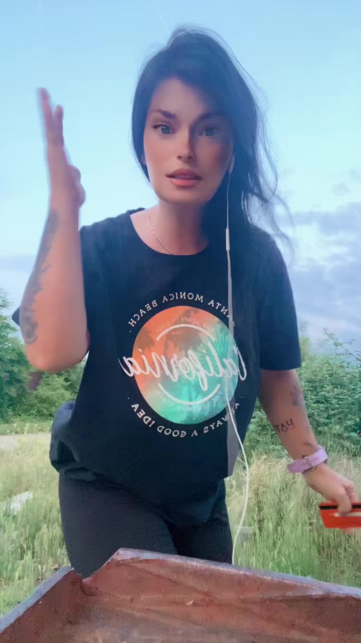 @DianaBrunette