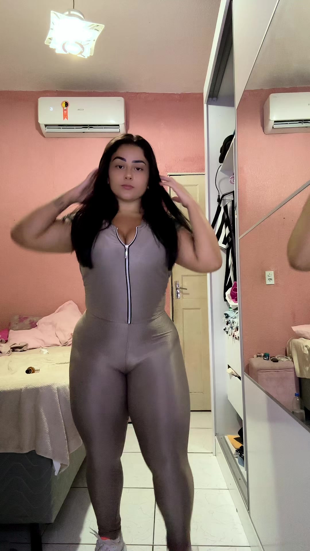 @Thayamaral.ss