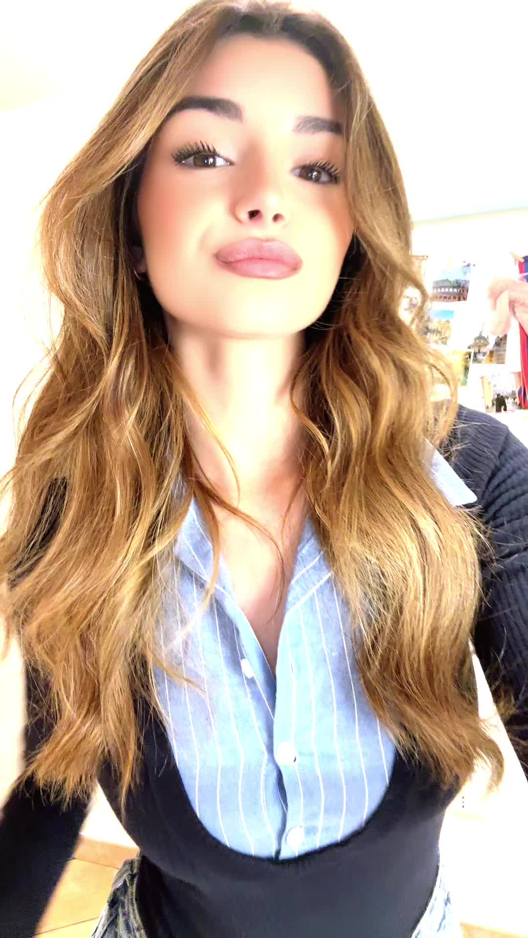 @elenargiolas