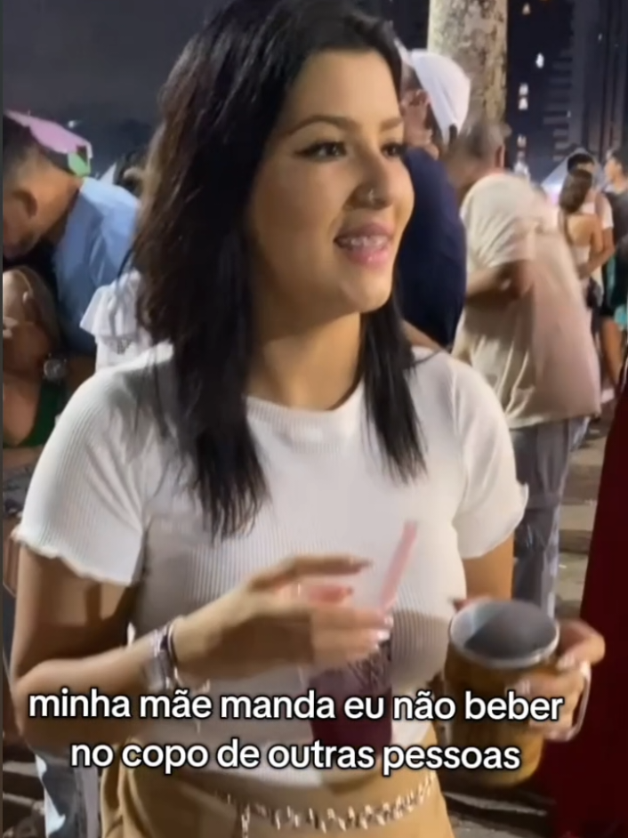 @EMILLY 🦋
