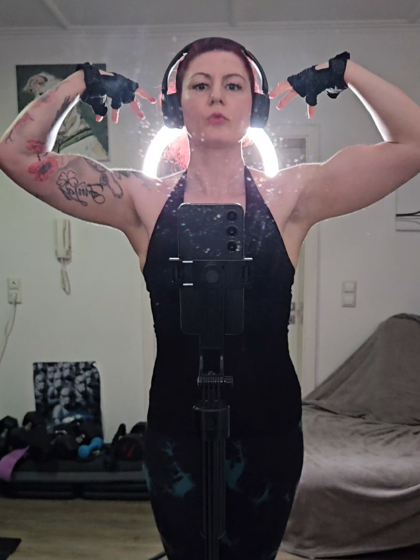 @🐝💪Kati Barbella